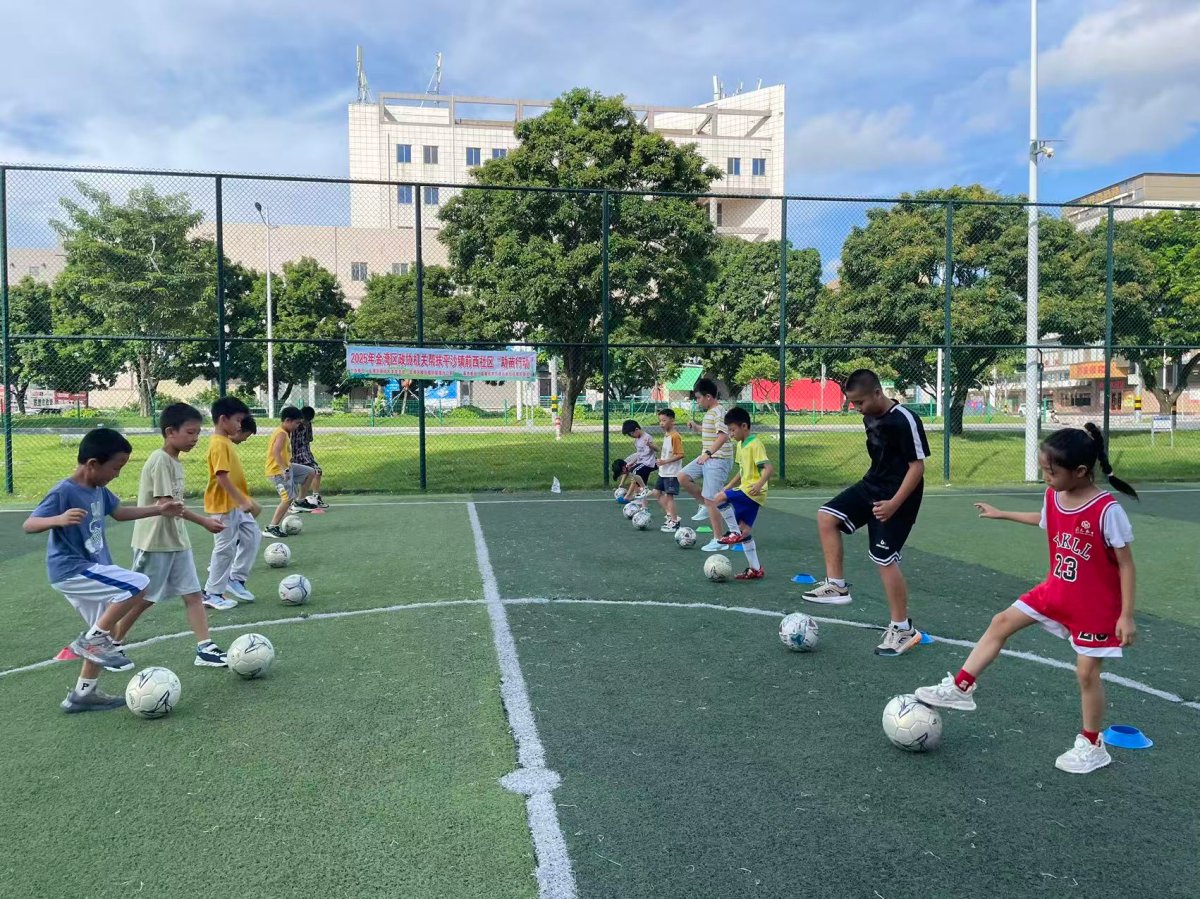 体育博彩球队训练幕后